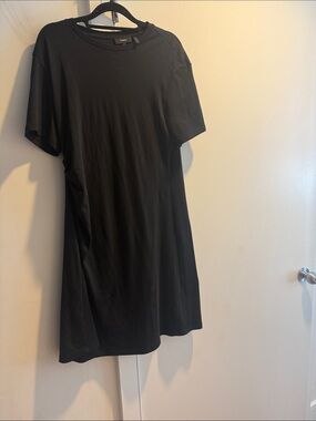 Theory Black Short Sleeve Crewneck Dress side cinch waist detail